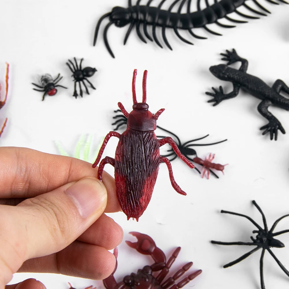 Realistic Plastic Bugs Trick Joke Decoration Scary Insects Fake Cockroaches Spider Halloween Prank Toy Bug April Fools Day Decor