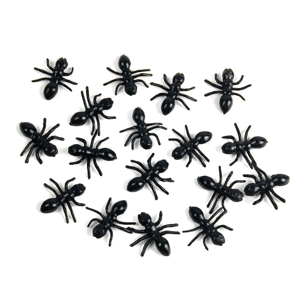 Realistic Plastic Bugs Trick Joke Decoration Scary Insects Fake Cockroaches Spider Halloween Prank Toy Bug April Fools Day Decor